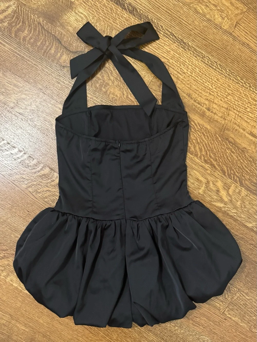 PrettyLittleThing Black Satin Halter Puffball Playsuit Romper Size 4 EUC So Cute